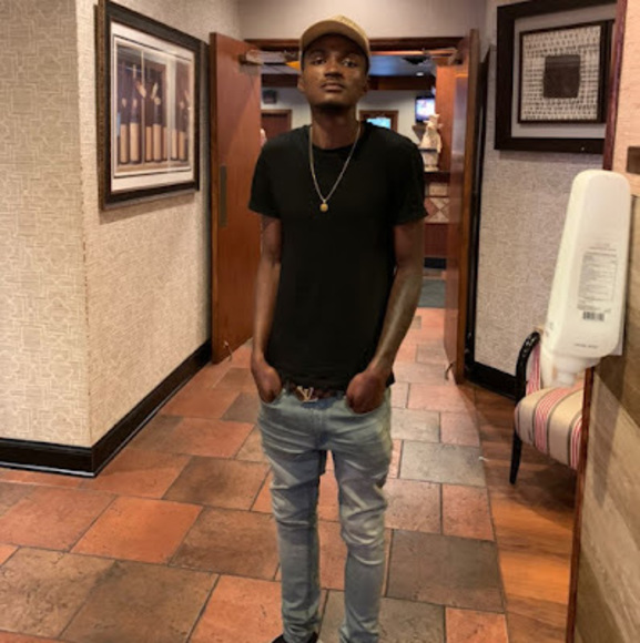 Meet your Posher, Hercules - Picture 1 of 1